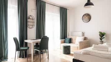 Studio – classic | Strykejern/-brett, wi-fi (inkludert) og sengetøy