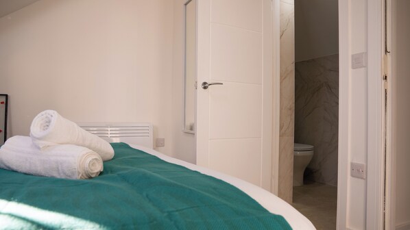 2 habitaciones, wifi y ropa de cama