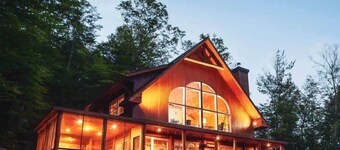 Spa & Outdoor Pool - Montagnard des Pays-d'en-Haut