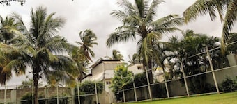 Hotel Madhuvan International