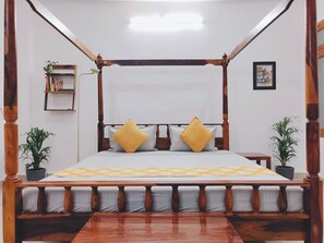 1 chambre, bureau, fer et planche à repasser, Wi-Fi