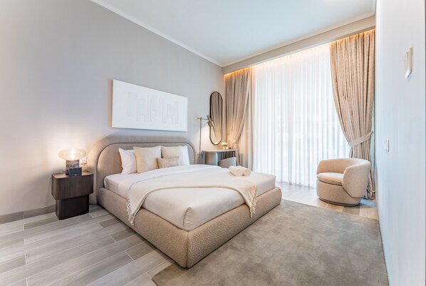 1 bedroom, in-room safe, iron/ironing board, free WiFi