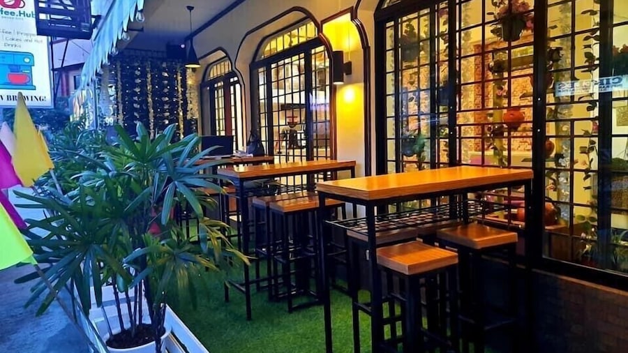 Davao Hub Dormitel Bed & Breakfast