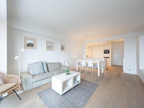 Apartment | Living area - Spacious Seaside Apartment (Knokke-Heist)
