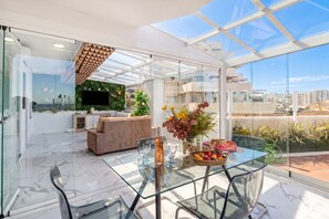 Family Apartment, Multiple Bedrooms (Benalbeach With Pools And Seaview) | Dining - Benalbeach With Pools And Seaview (Benalmádena)