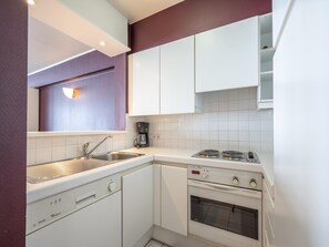Apartment | Private kitchen - Apartment in Knokke Near Zeedijk Beach (Knokke-Heist)