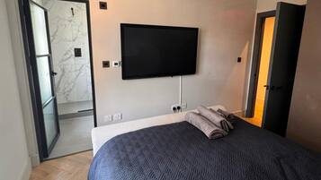 2 bedrooms, free WiFi, bed sheets