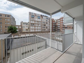 Apartment | Balcony - Cozy Knokke Beach Escape (Knokke-Heist)