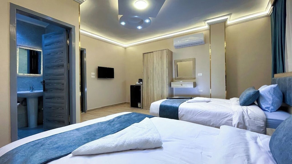 Charming 20-bedroom Hotel With Ac, Wifi In Peaceful Giza Governorate - Egyiptom