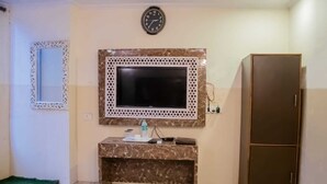 Living area - Yashobhoomi stay (New Delhi)