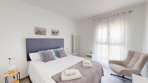 2 bedrooms, in-room safe, free WiFi, bed sheets