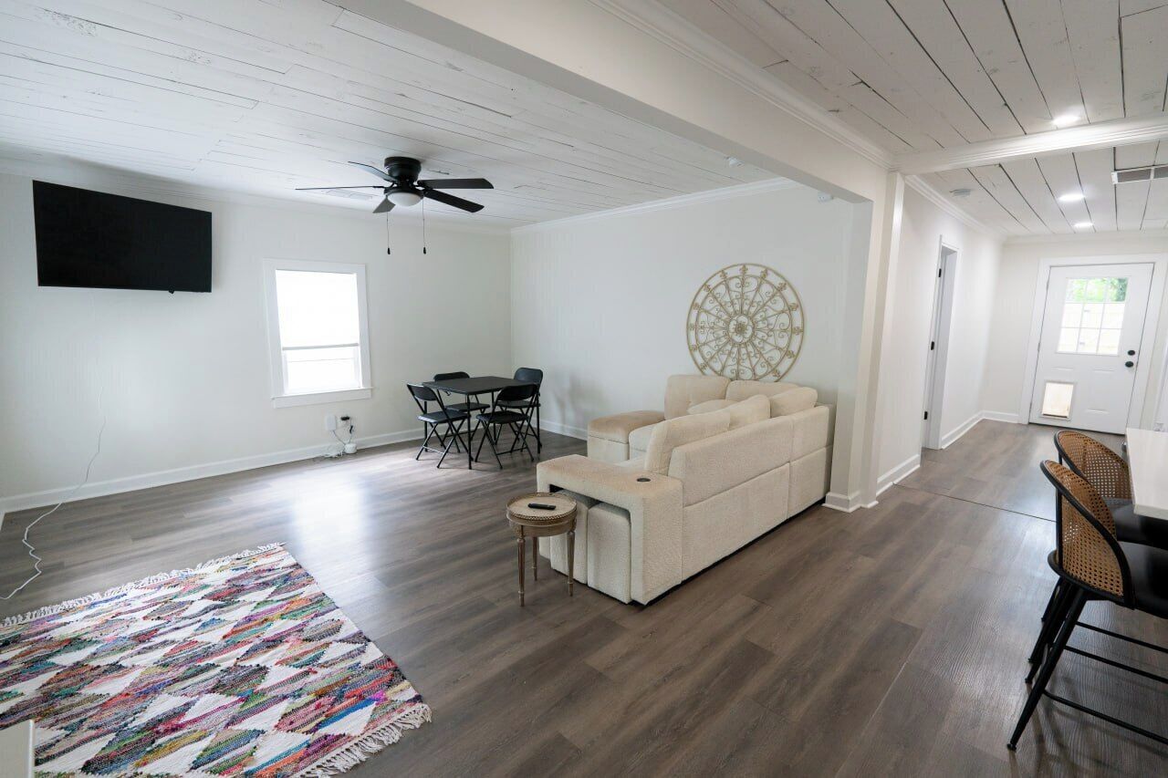 Pet-friendly Home Walking Distance To Downtown Monroe - Monroe, GA
