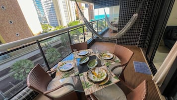 Apartamento básico | Restaurante al aire libre