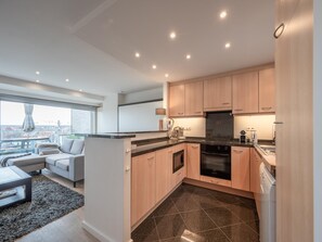 Apartment | Private kitchen - Stylish Stay by Rubensplein (Knokke-Heist)