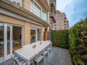 Apartment | Balcony - Apartment in Knokke Near Duinbergen Beach (Knokke-Heist)