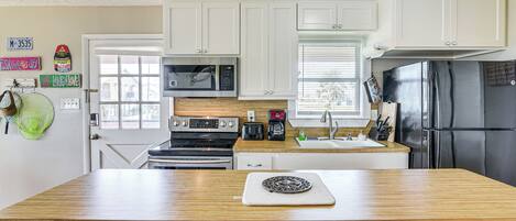 House (2 Bedrooms) | Interior