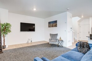 Talo (3 Bedrooms) | Sisätilat