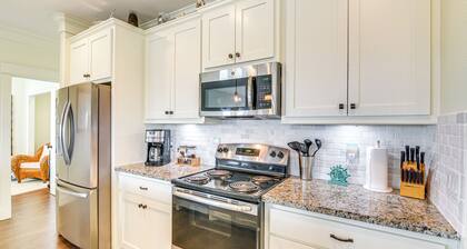 Canal-front Coastal Getaway in Gilchrist w/ Deck
