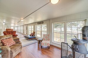 單棟房屋 (3 Bedrooms) | 內部