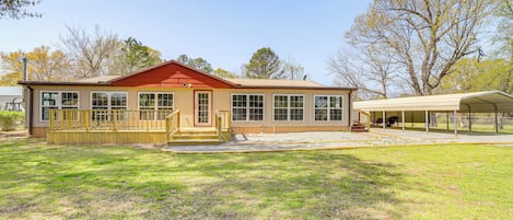 House (3 Bedrooms) | Front of property