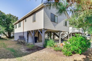 House (2 Bedrooms) | Interior - Walk to Shore: Outer Banks Beach Bungalow (Kill Devil Hills)