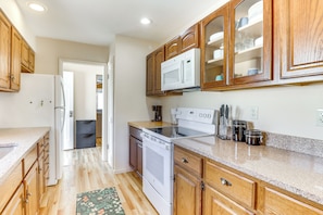 House (2 Bedrooms) | Interior