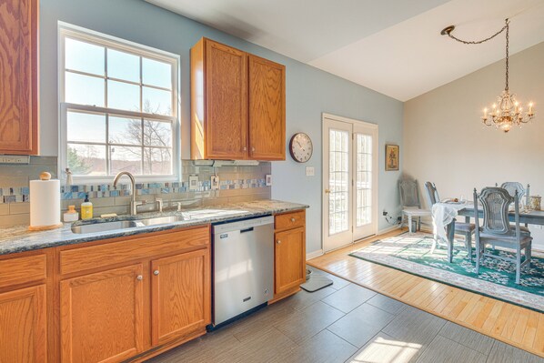 House (3 Bedrooms) | Interior