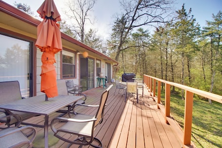 Dock & Water-view Deck: Home on Lake Dardanelle
