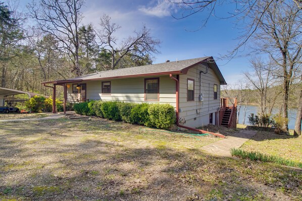 House (5 Bedrooms) | Interior - Dock & Water-view Deck: Home on Lake Dardanelle (Scranton)