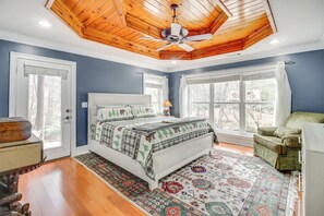 House (5 Bedrooms) | Interior