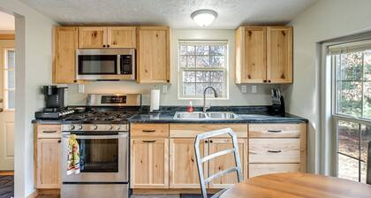 Fire Pit: Family-friendly Cabin in Gillett!