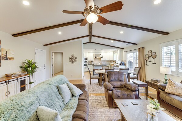 House (4 Bedrooms) | Interior - Walk Downtown: Remodeled Home in Murphys w/ Yard! (Murphys)