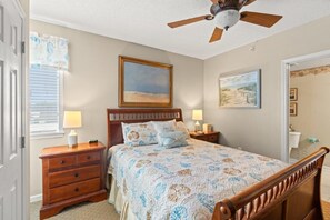 4 bedrooms, iron/ironing board, free WiFi, bed sheets - North Tower #409 Spacious 4BR in North Tower With Pool & Intracoastal Views! (North Myrtle Beach)