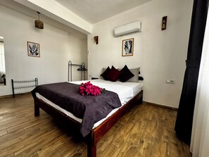2 habitaciones, tabla de planchar con plancha y wifi gratis 