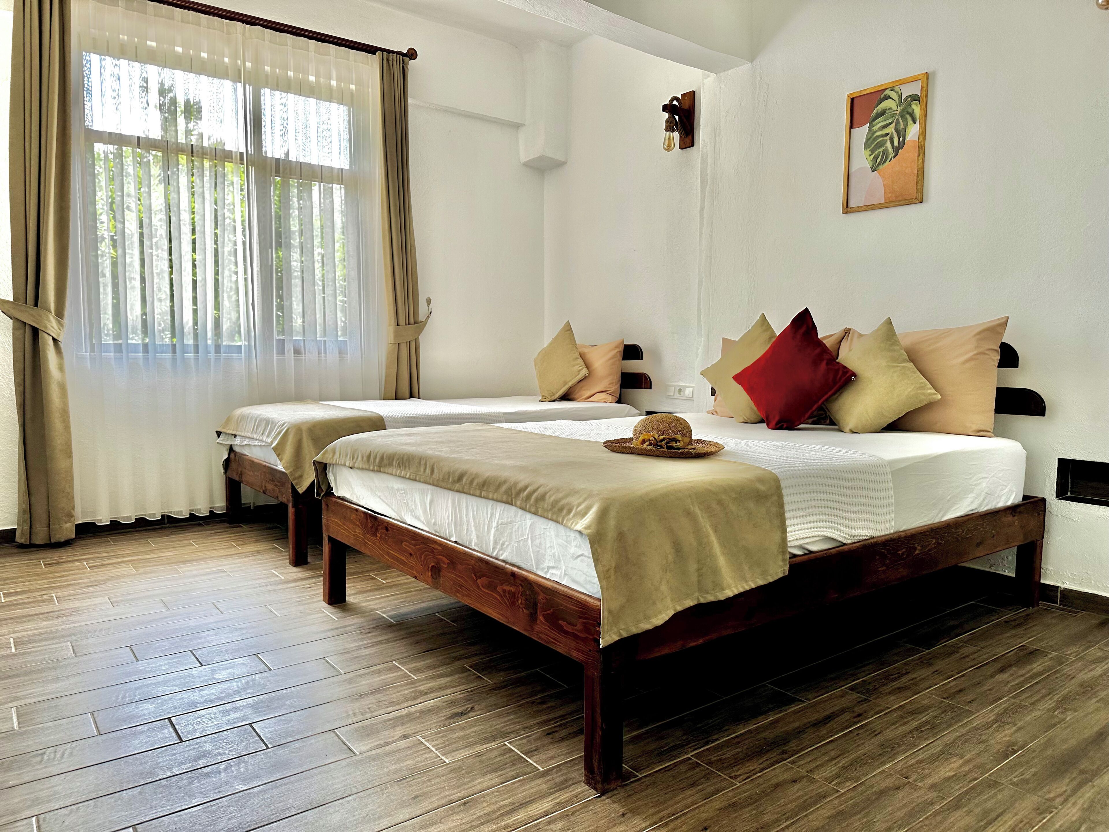 2 quartos, ferros/tábuas de passar roupa, Wi-Fi de cortesia