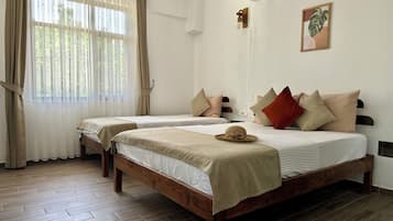 Comfort Apartment, Balcony, Garden View | 2 bedrooms, iron/ironing board, free WiFi