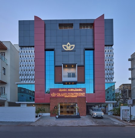 Fachada da propriedade. Grand Continent T Nagar