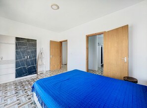 3 bedrooms, WiFi, bed sheets