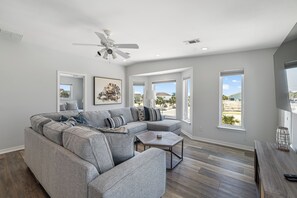 TV, DVD player, offices