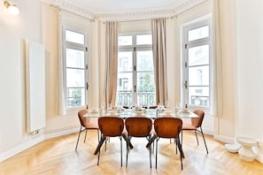 Dining - Modern, air-conditioned apartment - Arc de Triomphe (Paris)