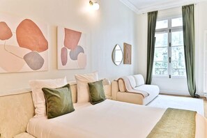 2 chambres, fer et planche à repasser, Wi-Fi, draps fournis