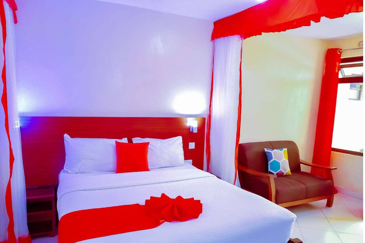 Superior Room, Balcony, Garden View | In-room safe, desk, laptop workspace, soundproofing