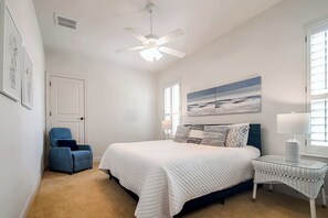 5 室のベッドルーム、デスク、アイロン / アイロン台、WiFi