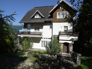 Exterior - Holiday House in Dracula Land - the Carpathians (Sinaia)