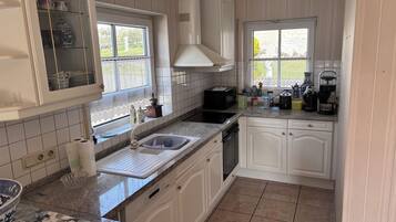 Mikrobølgeovn, ovn, kogeplade, opvaskemaskine