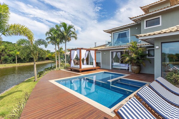 Deluxe House, 4 Bedrooms, Private Pool, Lakeside | Pool | Indoor pool, outdoor pool - Bz58 Casa Piscina privativa e vista lago (Buzios)
