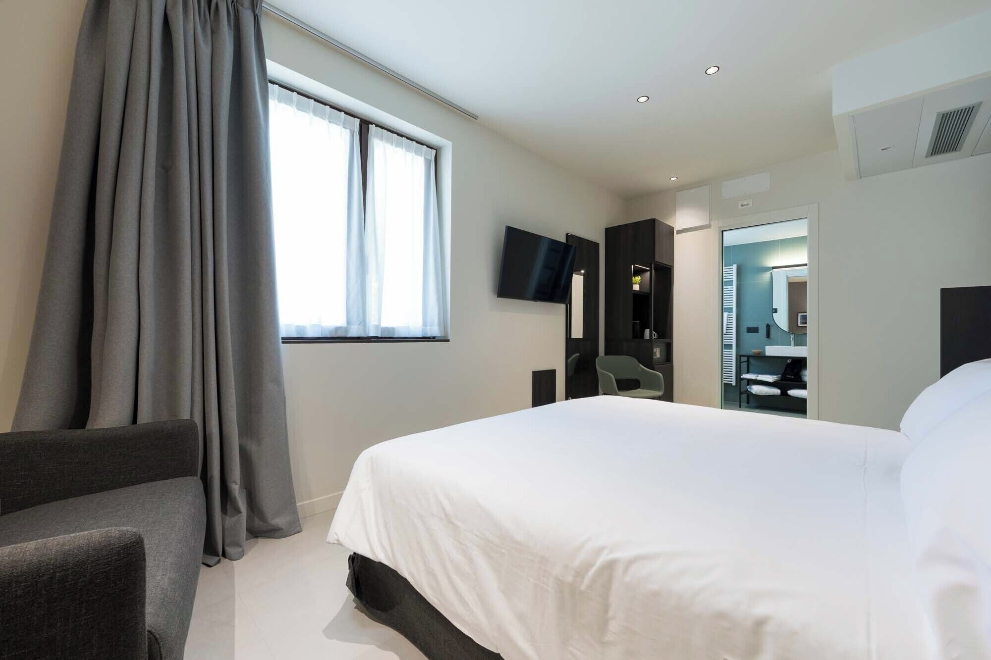 Deluxe-Doppelzimmer, Flussblick, Bergseite