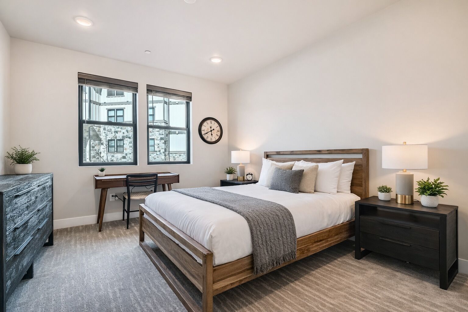 Condo, 3 Bedrooms | 3 bedrooms, laptop workspace, iron/ironing board, free WiFi