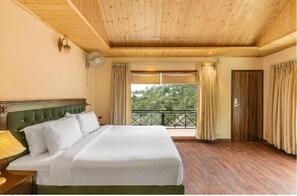 Executive Room | Minibar, desk, laptop workspace, soundproofing - Maple Resort Chail (Chail)
