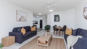 Smart TV - Cabarita Beachfront - Apartment 31 (Bogangar)